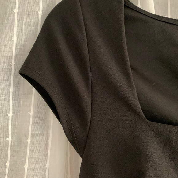 Brand new with tags dress from Fashion Nova - Picture 3 of 5